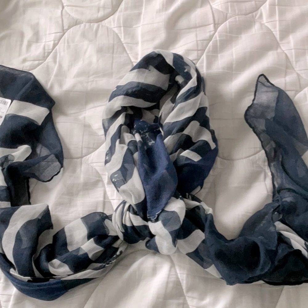 scarf
